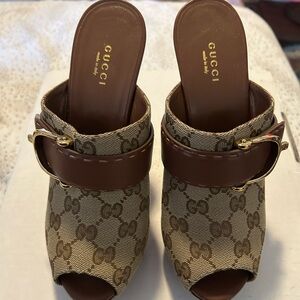 Gucci Beige & Brown Monogram Open-Toe Mules with Gold Buckle